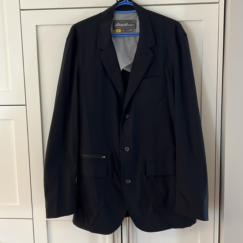 Eddie Bauer Travex Jacket in Black